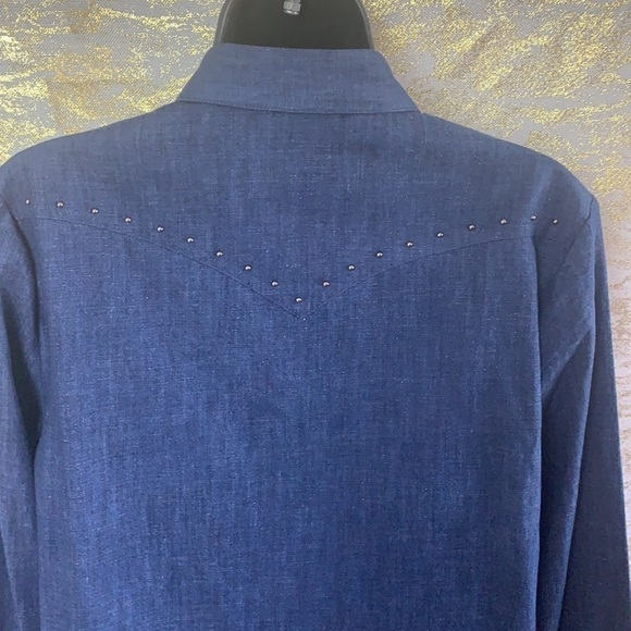 Kate Spade Blue Dark Wash Embroidered Chambray Denim Shirt Size M - Picture 9 of 13